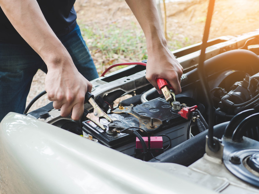 how to jumpstart a car with a dead battery