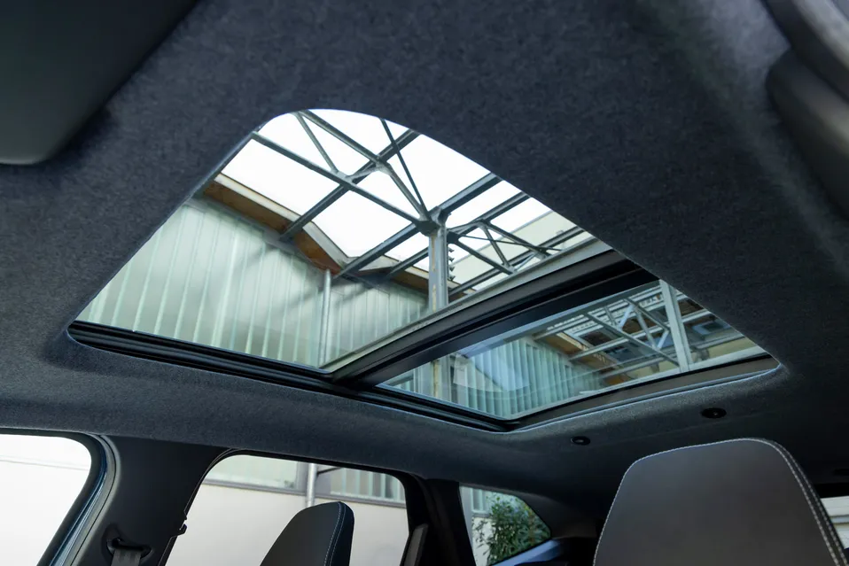 cars with panoramic sunroof and premium comfort