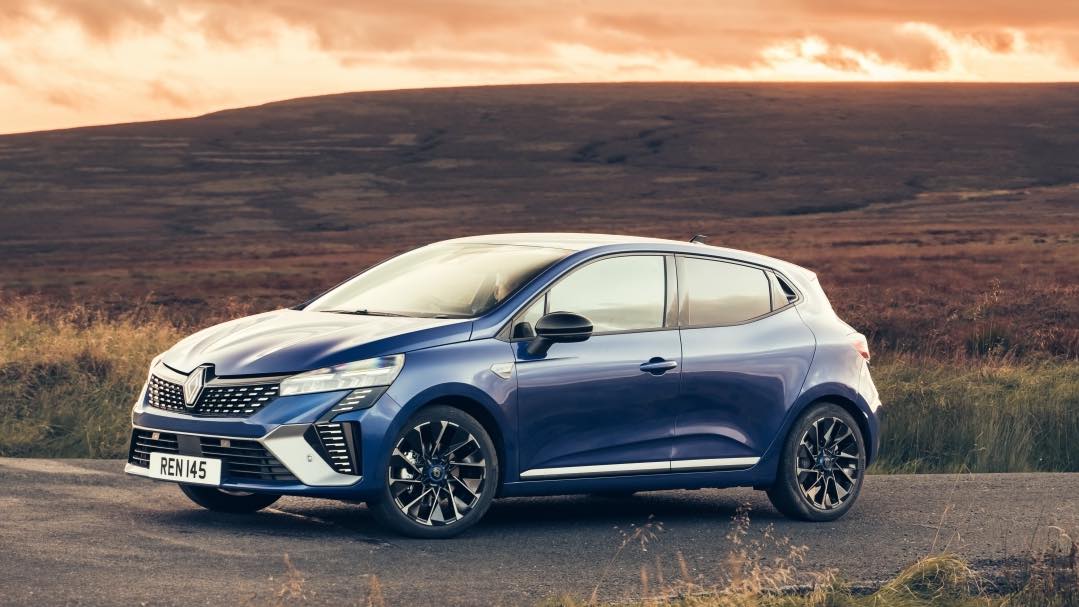 compact cars with best mileage