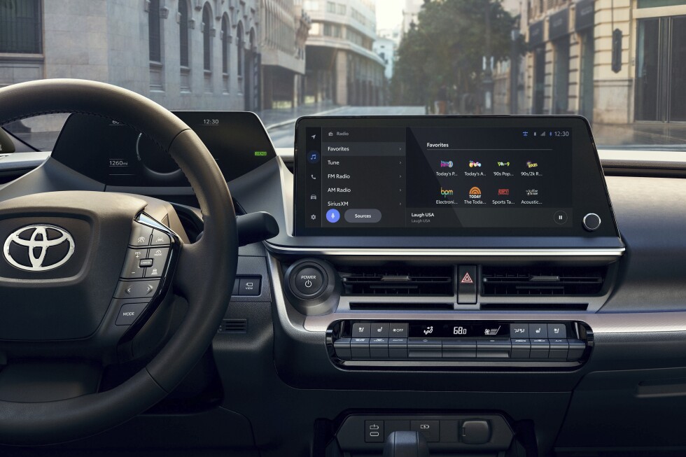 cars with best infotainment system and navigation