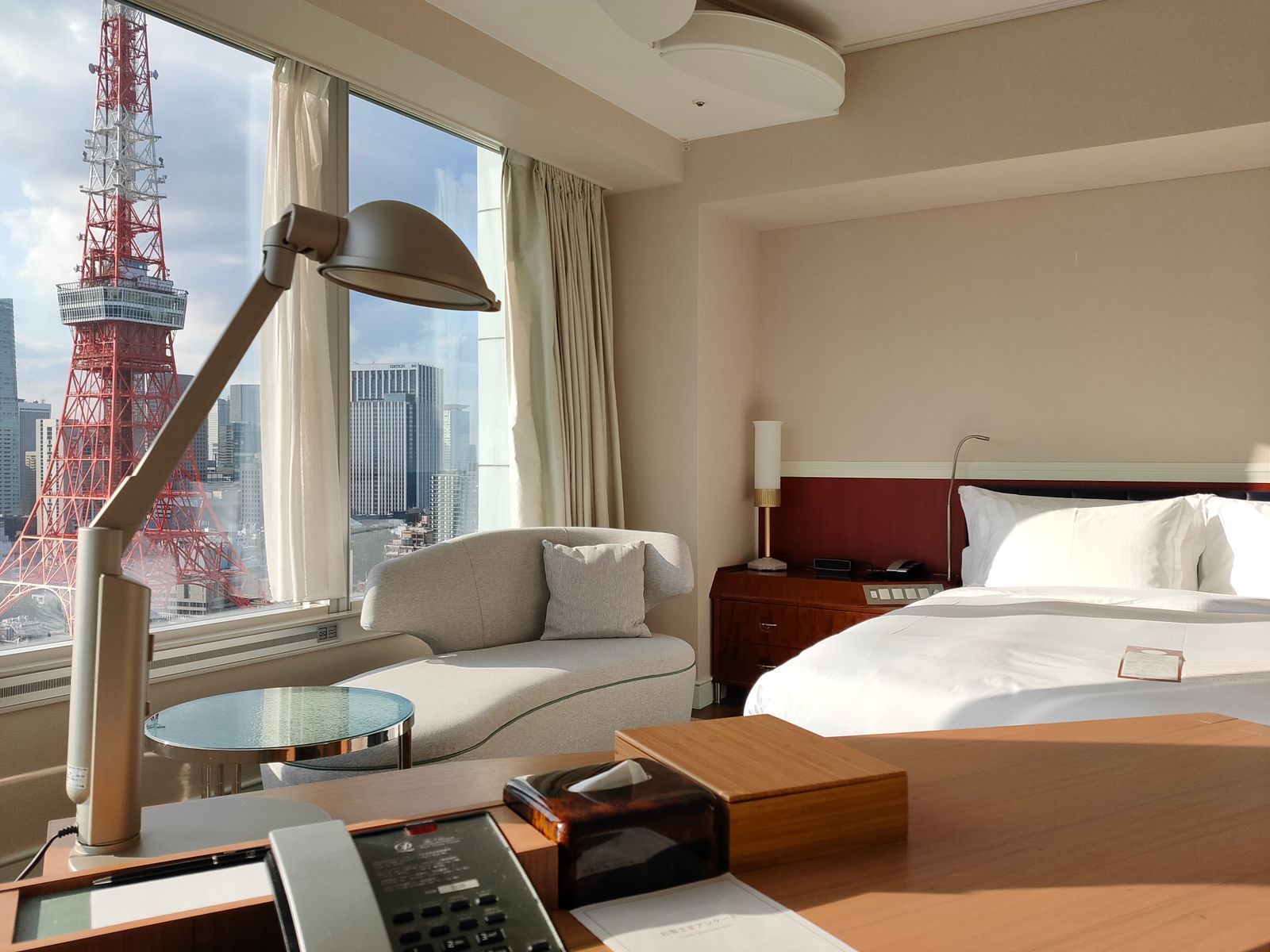 Serene luxury hotel suite bedroom in Tokyo, one of the best luxury hotels in Tokyo